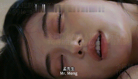 AI真人短剧《醉后走错的浴室》1-2合集 动漫视频 PC端 预览图