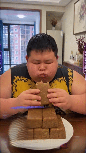 AI真人短剧《良子重生绑定系统》第1集 动漫视频 PC端 预览图