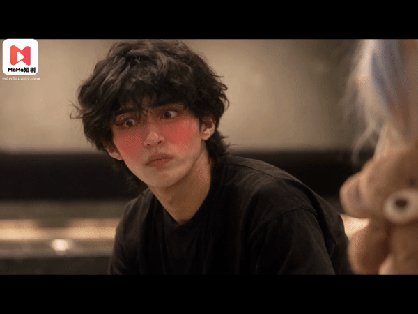 AI短剧 《世界顶级杀手正在带妹》 EP1